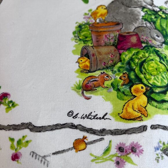 Bunny Garden Themed Placemats Set of 2 NEW Easter Spring Whimsical Rabbits - Picture 6 of 7